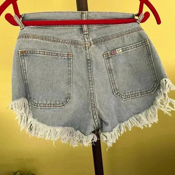 Women’s Shorts - Picture 5 of 7